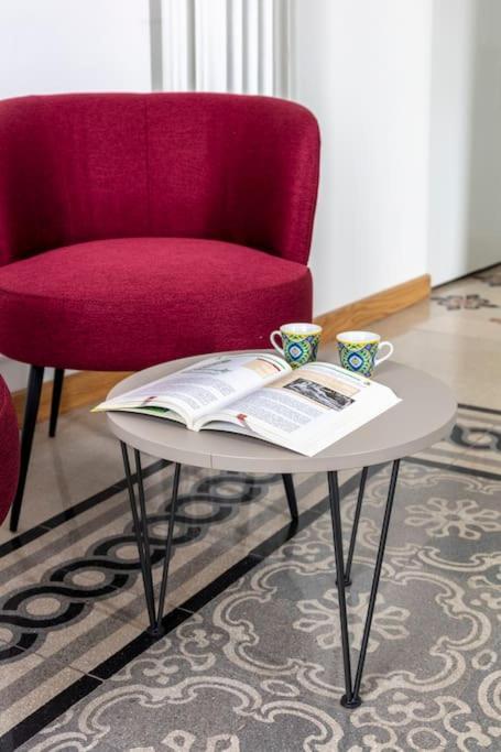 Sjr Luxury Apartment Trevi Fountain Rome Extérieur photo